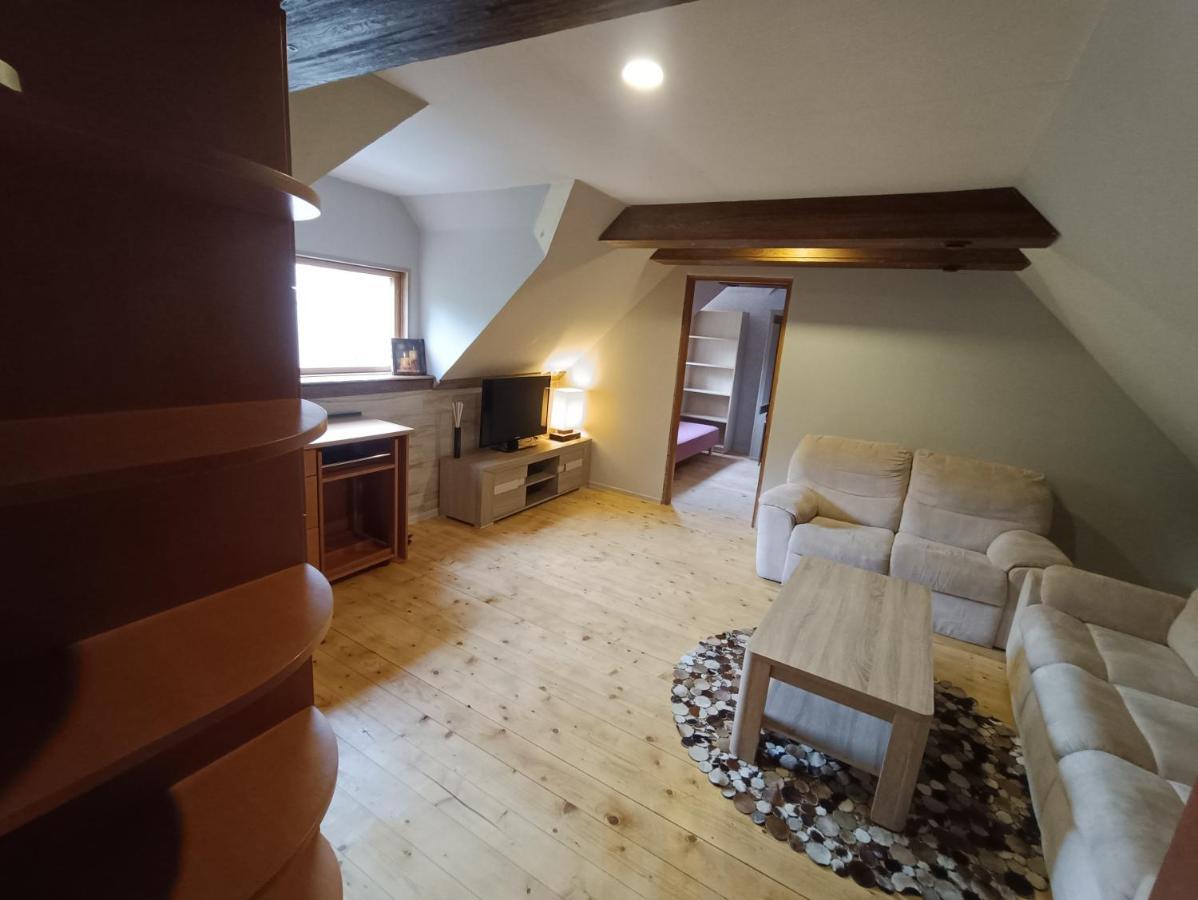 Surf Apartments In Melnrage Κλαϊπέντα Εξωτερικό φωτογραφία