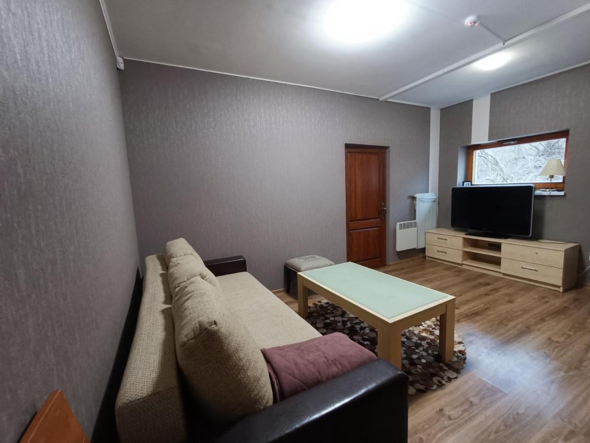 Surf Apartments In Melnrage Κλαϊπέντα Εξωτερικό φωτογραφία