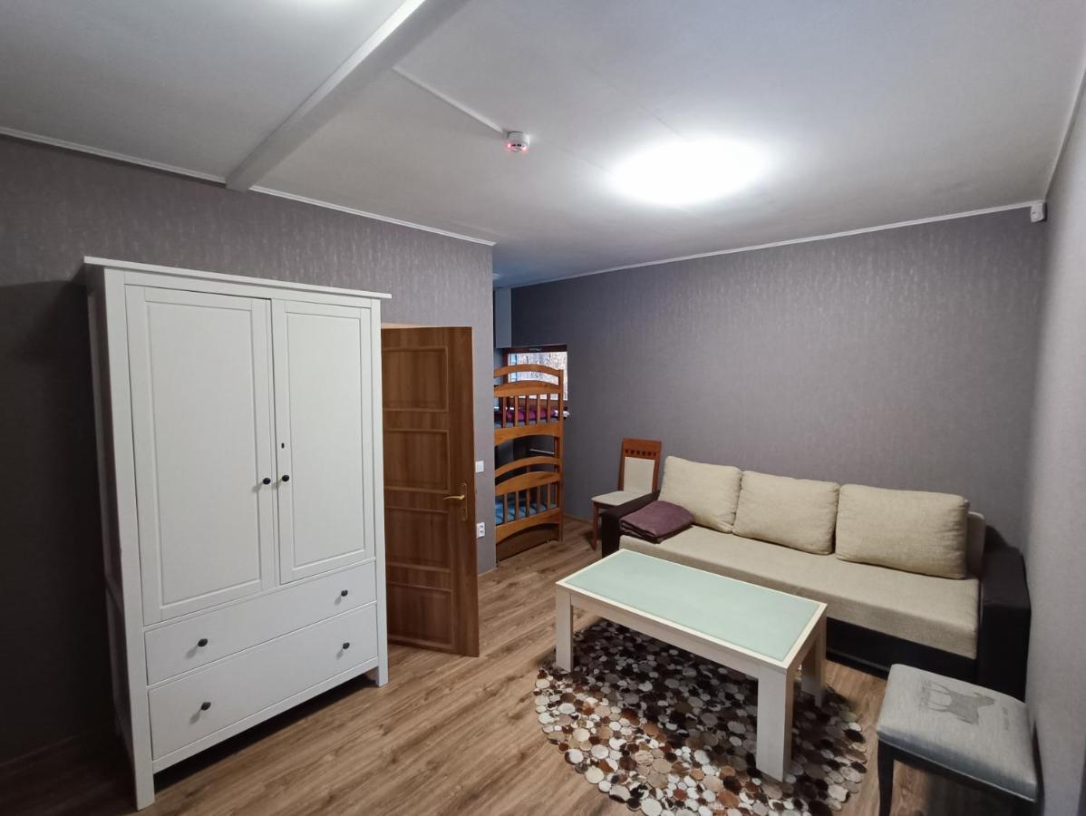 Surf Apartments In Melnrage Κλαϊπέντα Εξωτερικό φωτογραφία